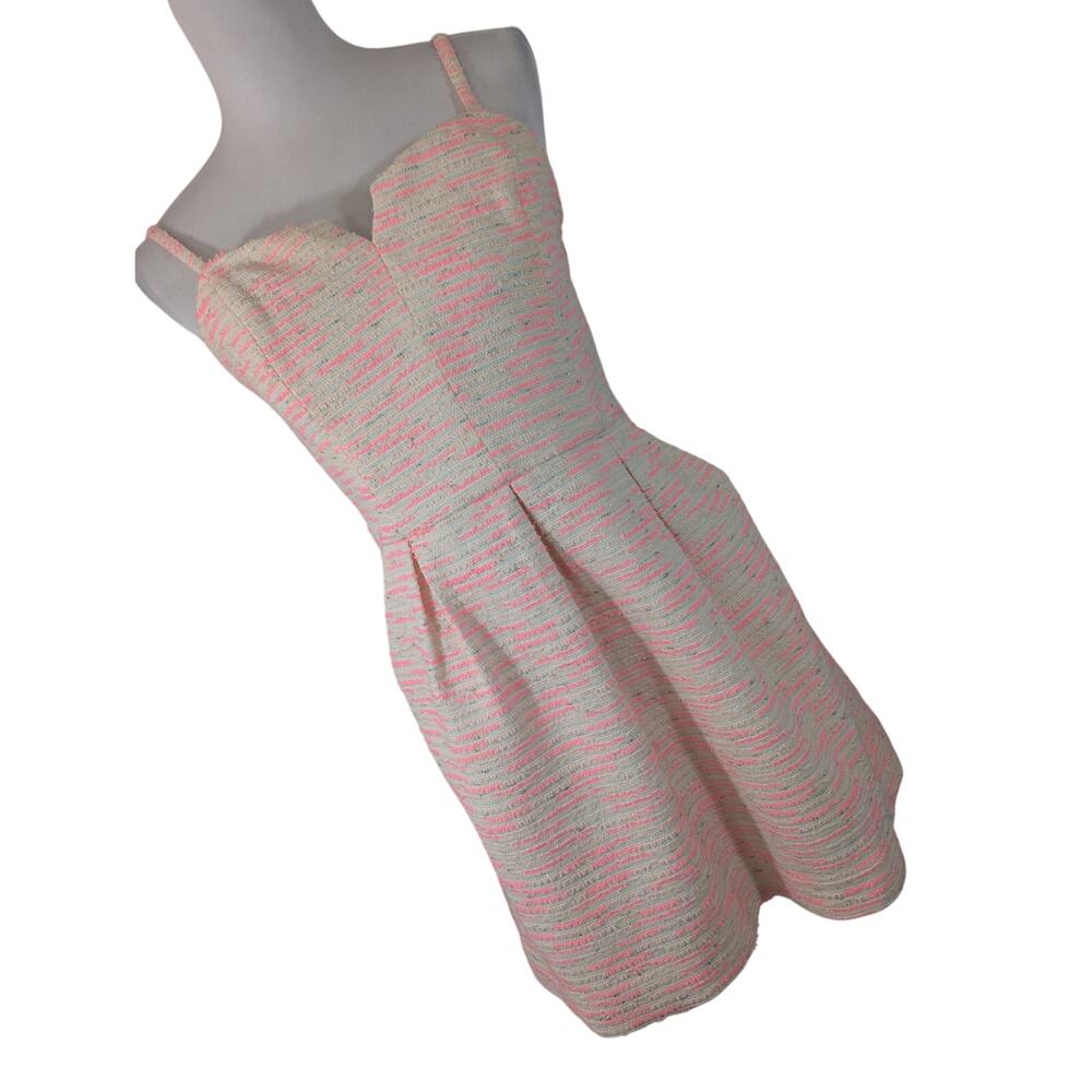 MOULINETTE SOEURS! TEXTURED WHITE, BRIGHT PINK, METALLIC SILVER DRESS! SIZE 8P